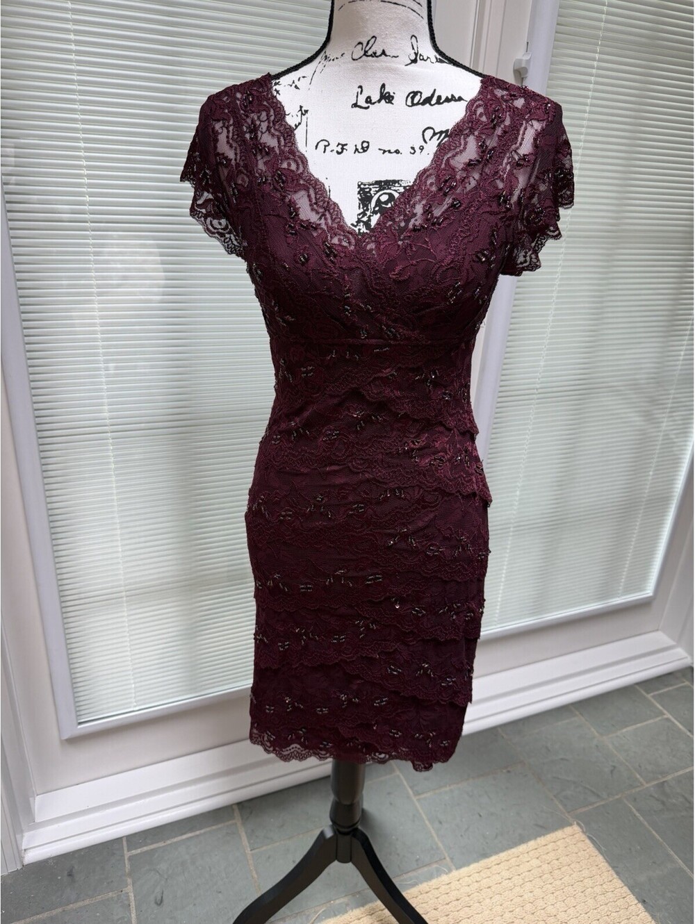 Marina Burgundy Lace And Sequin Dress. EUC, Size 4